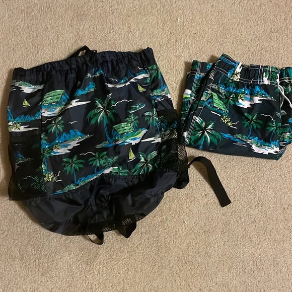 Children’s Place Swim Bag with Matching Trunks - Picture 11 of 11